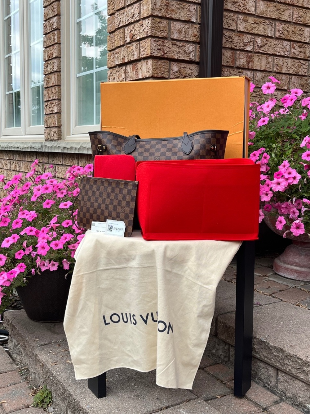 Louis Vuitton Neverfull MM in Damier Ebene